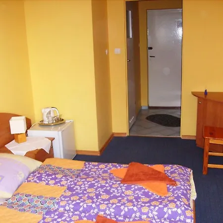 Osrodek Wczasowy Polino 게스트하우스 미엥지즈드로예